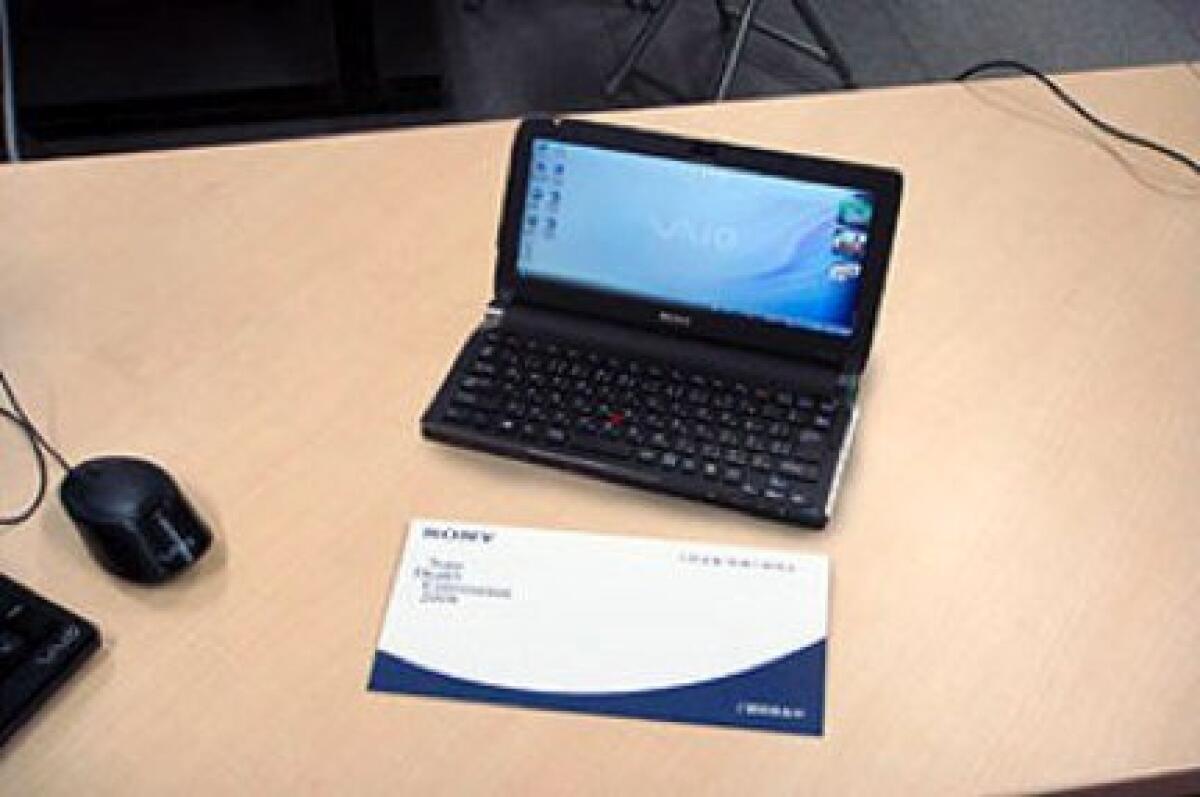Vaio P: ecco la prima foto del netbook di Sony - 