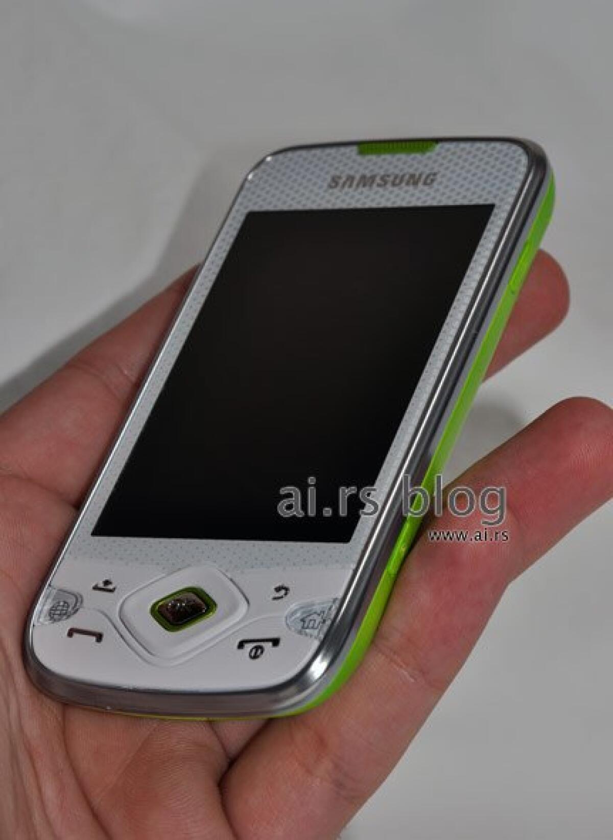 Samsung Galaxy Lite i5700: ecco le prime foto - 