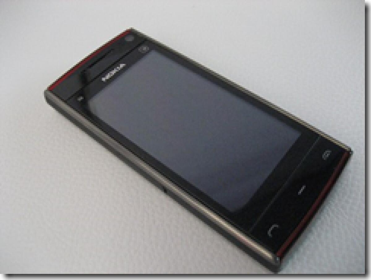 Nokia X6: online il video promozionale - 