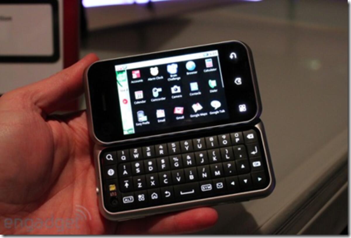 [CES 2010] Motorola presenta Backflip: nuovo smartphone Android - 