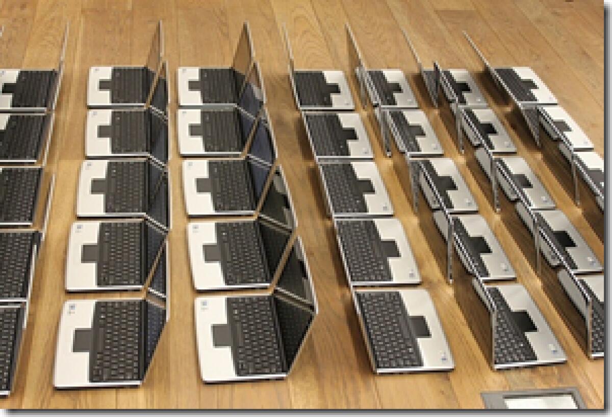 Indovina Chi con 40 Nokia Booklet 3G - 