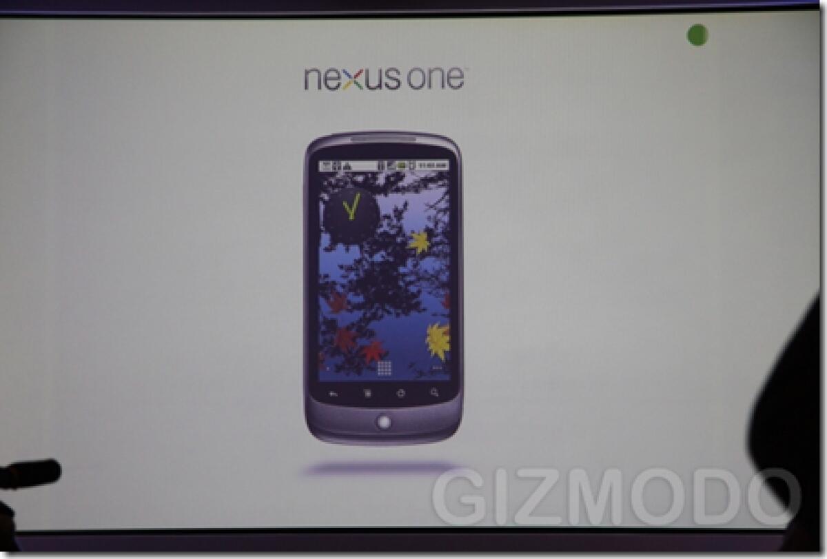 Google: ecco il Nexus One durante la presentazione - 