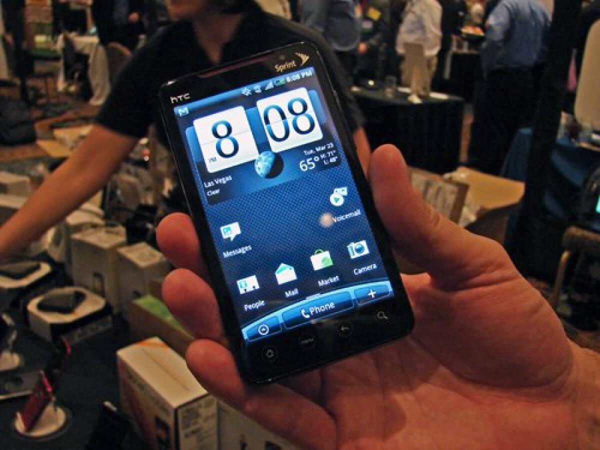 HTC Evo 4G: tante nuove immagini - 
