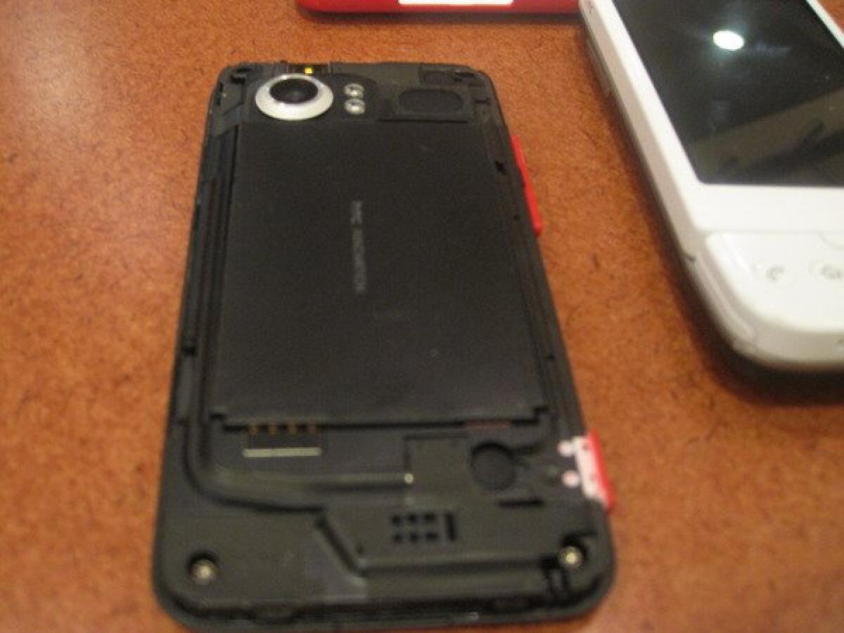 HTC Incredible: nuove foto online - 