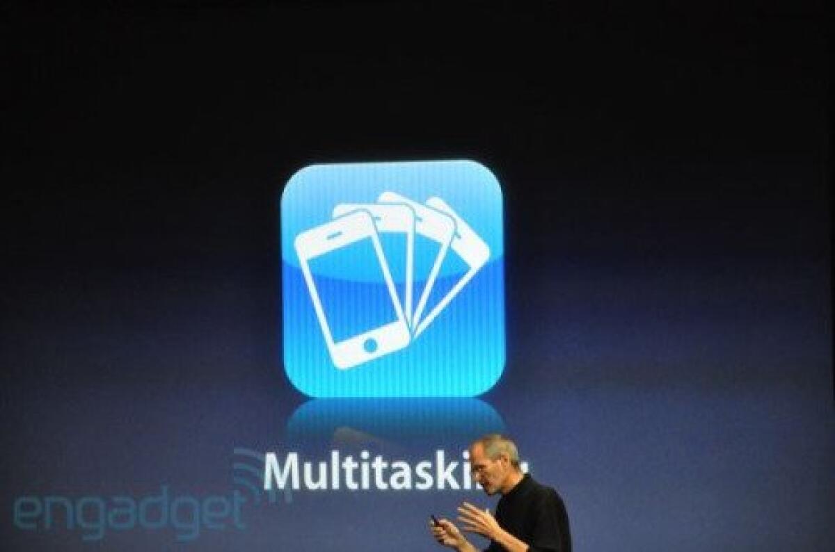 Apple: il primo video del multitasking su iPhone - 