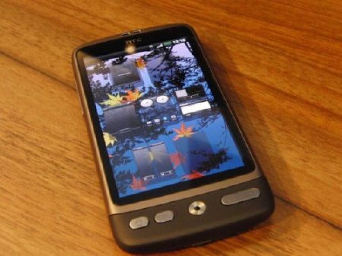 MEGACONTEST: YOURLIFEUPDATED REGALA UN HTC DESIRE [CHIUSO] - 