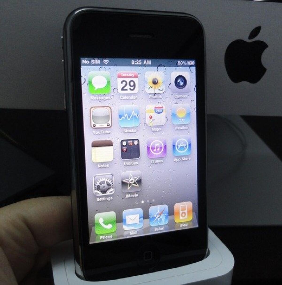 Guida Apple: Installare iMovie su iPhone 3Gs - 