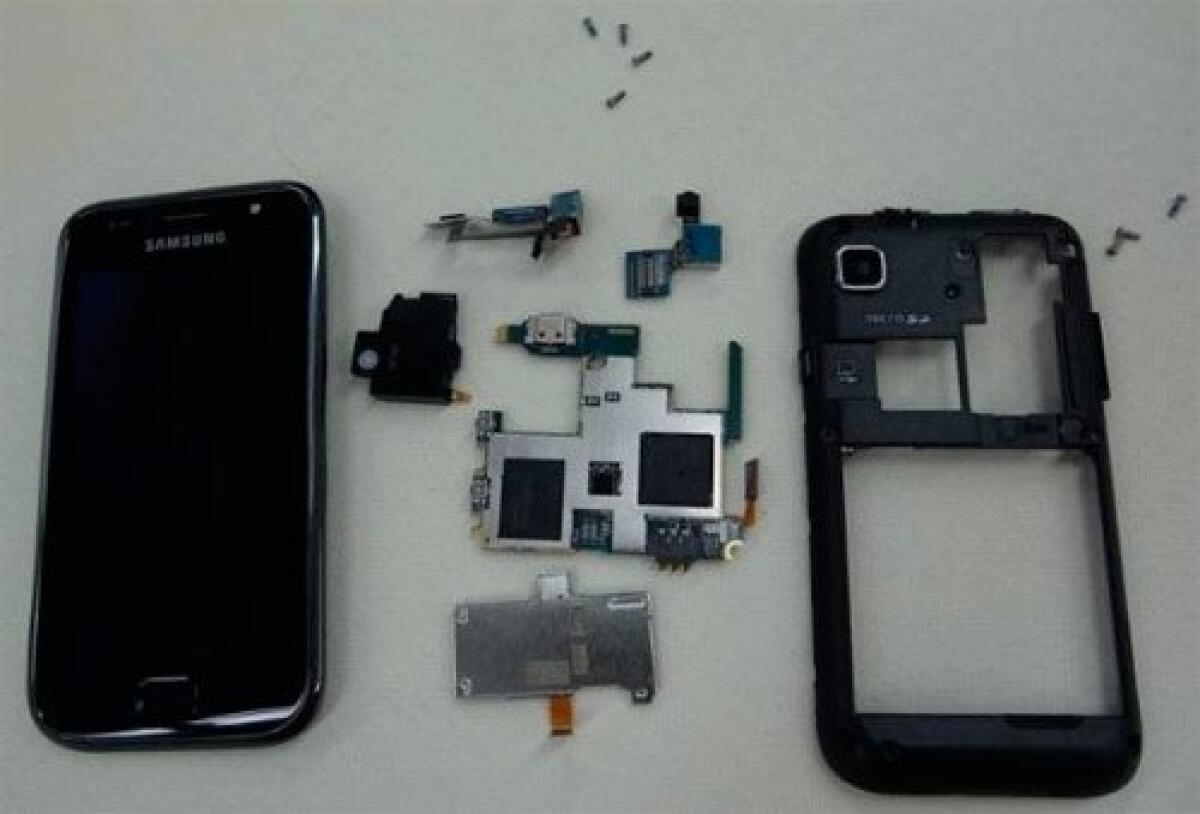 Guida Video: smontare (disassembly) Samsung Galaxy S - 