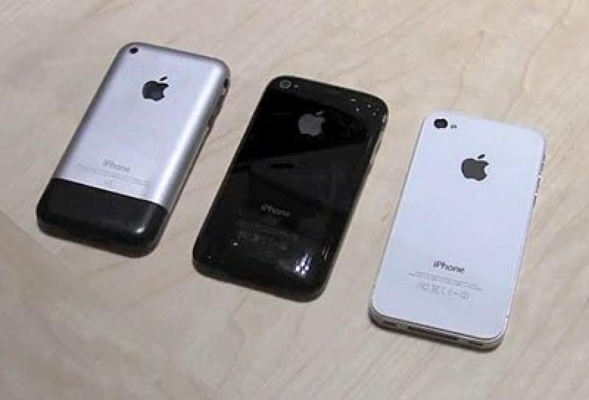 iPhone 4: due nuovi video per conoscerlo meglio - 
