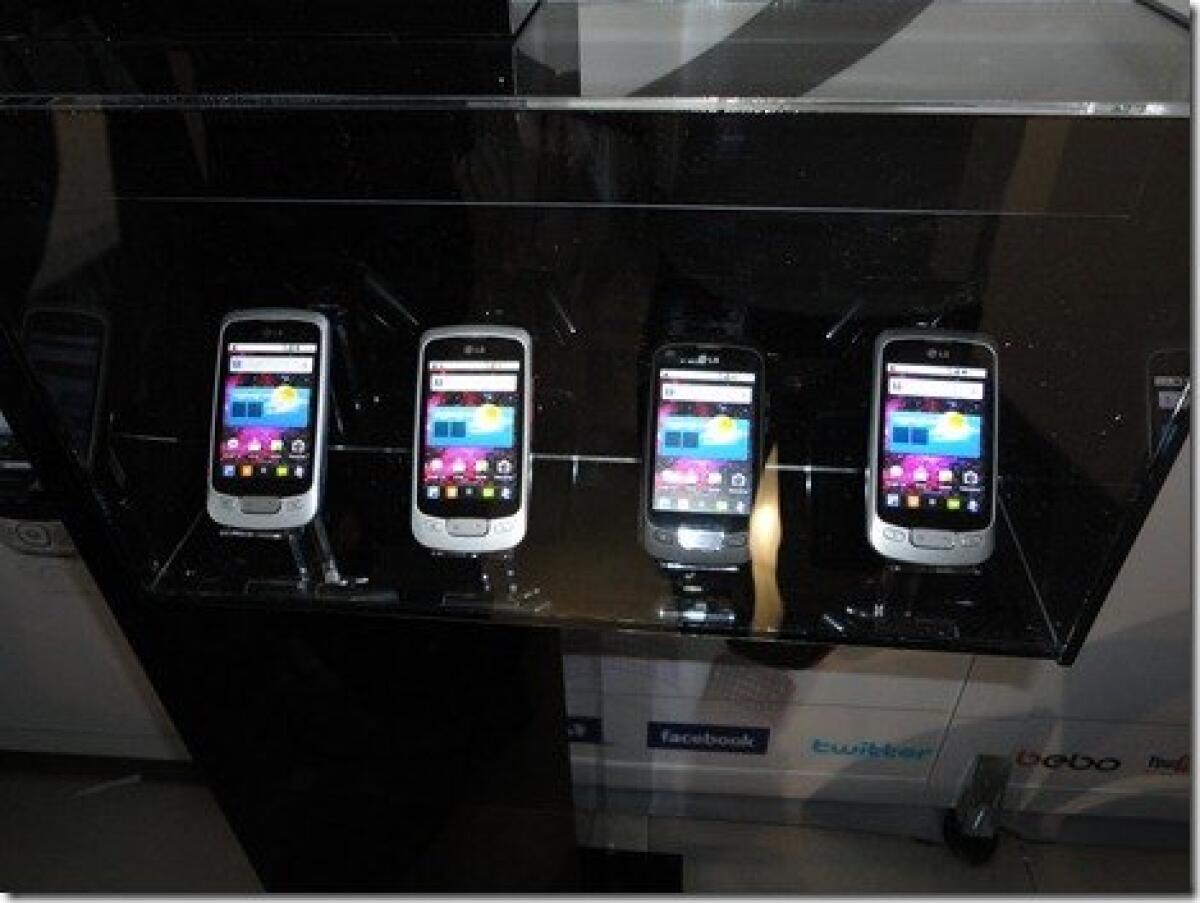 LG annuncia Optimus One e Optimus Chic – Foto ESCLUSIVE - 