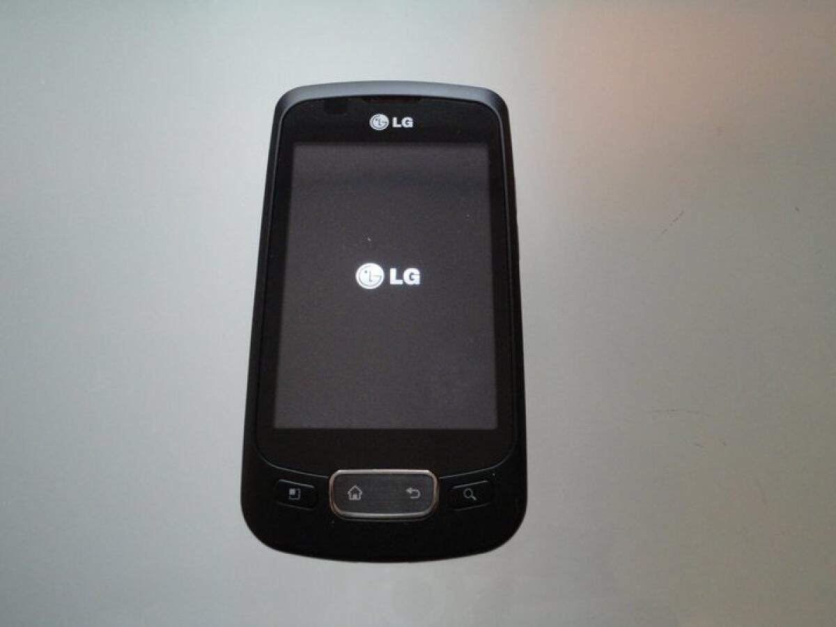 LG Optimus One: prezzo, caratteristiche, video recensione - 