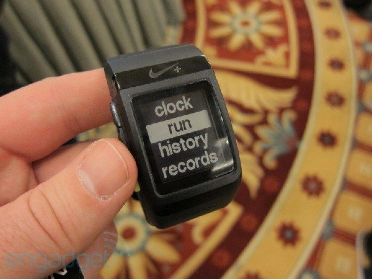 Nike+ Sport Watch GPS presentato al CES 2011 - 