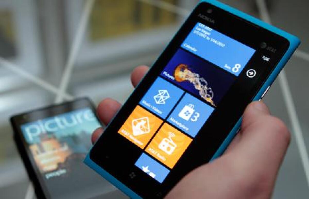 Nokia presenta Lumia 900 | Foto, Video, Caratteristiche Tecniche [CES 2012] - 