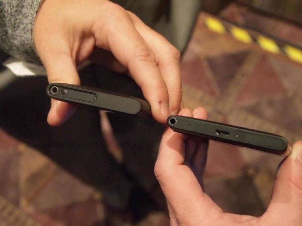 Confronto e Differenze tra Nokia Lumia 800 e Nokia Lumia 900 - 