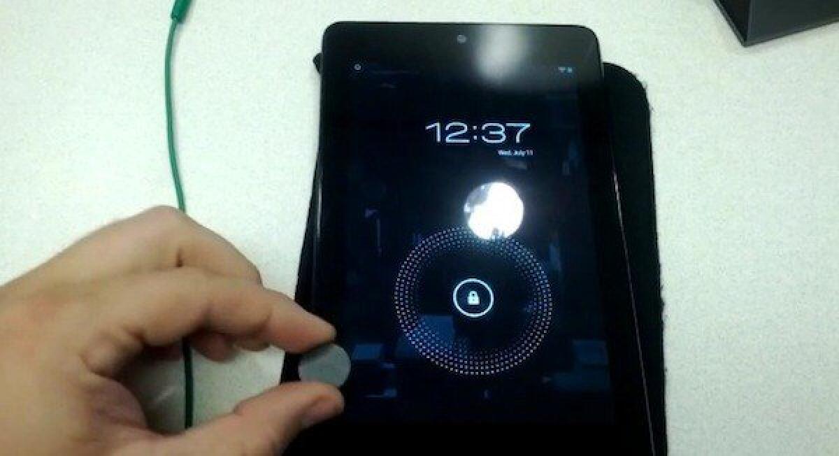 Il Nexus 7 ha un sensore magnetico come quello delle Smart Cover di iPad [+ Ninja Video Unboxing Nexus 7] - 