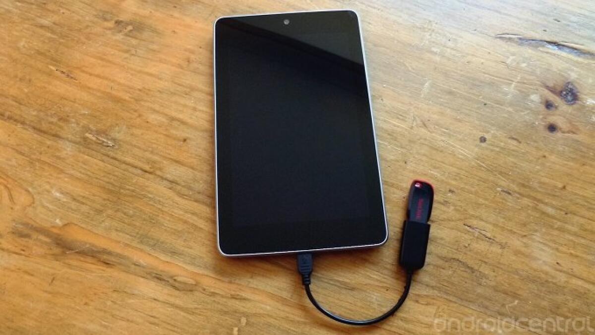 Come collegare chiavette USB al Tablet Google Nexus 7 - 