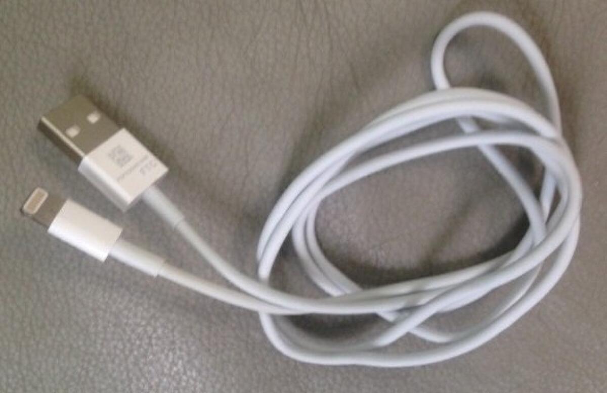 Nuovo cavo USB per iPhone 5 e iPad Mini?  - 