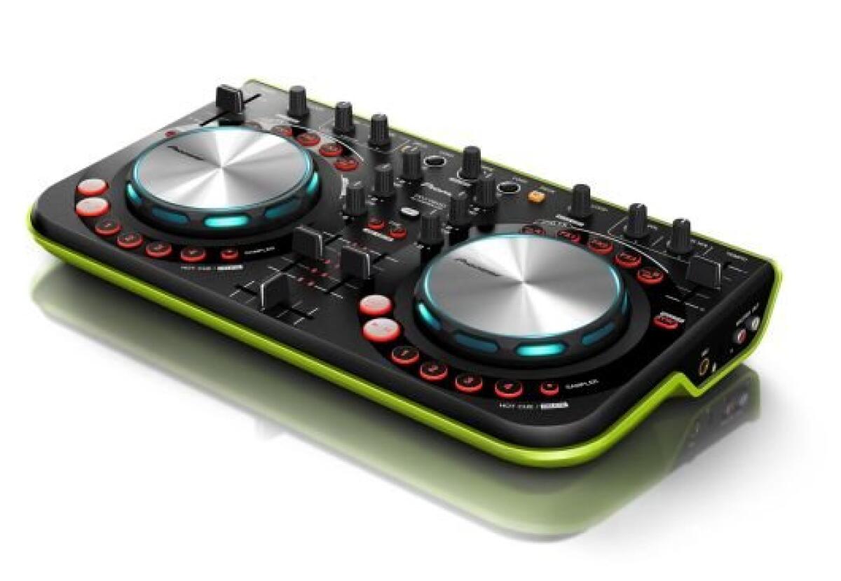 Pioneer DDJ-WeGO, la console DJ economica e facile da usare - 