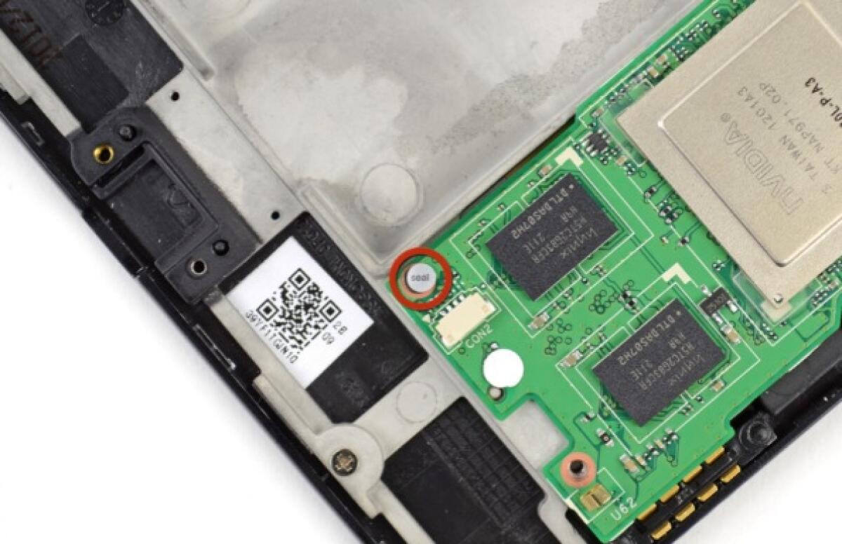 Smontare e rimontare il Google Nexus 7: video guida completa - 