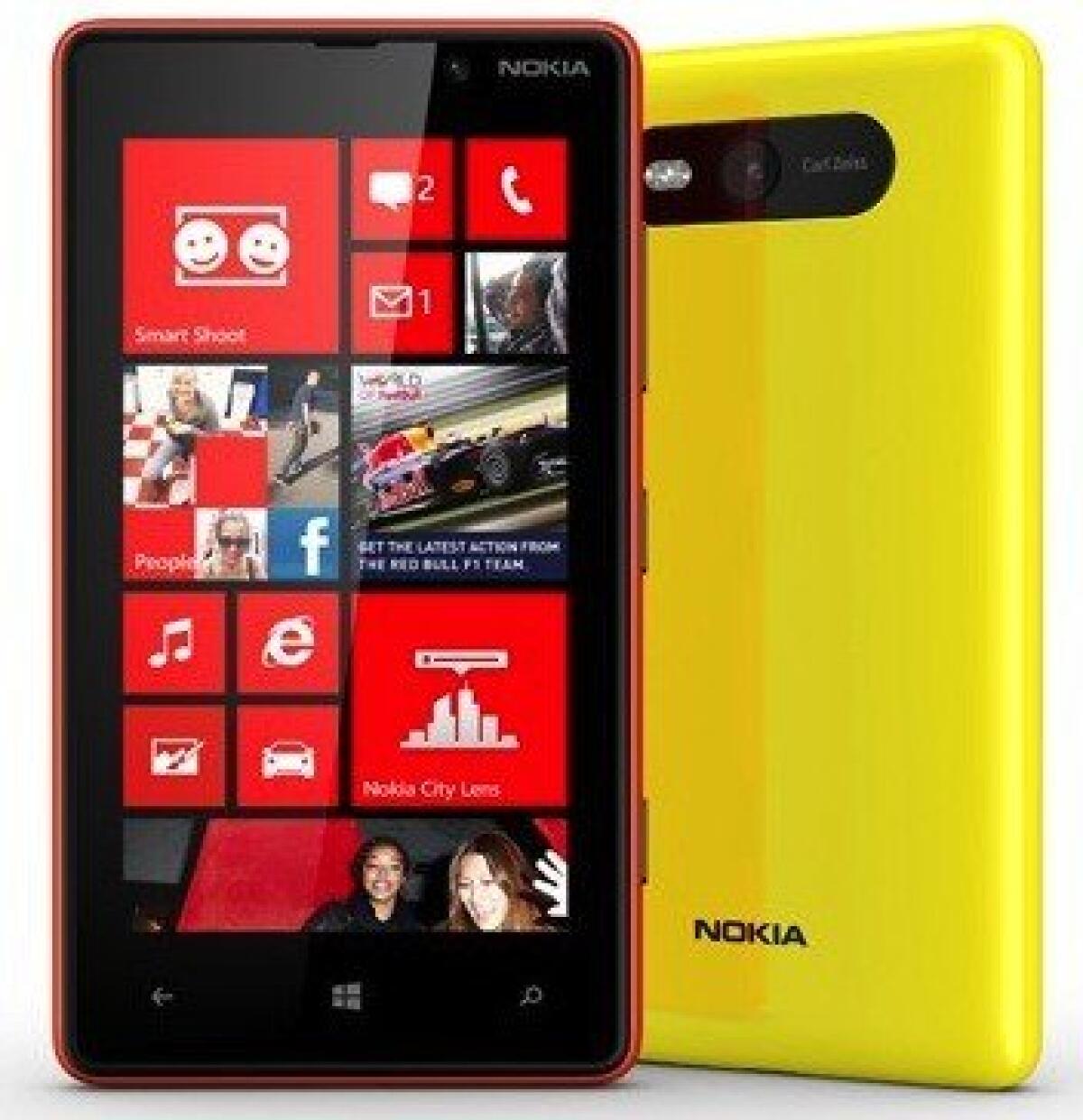 Nokia presenta il nuovo Lumia 820 - 