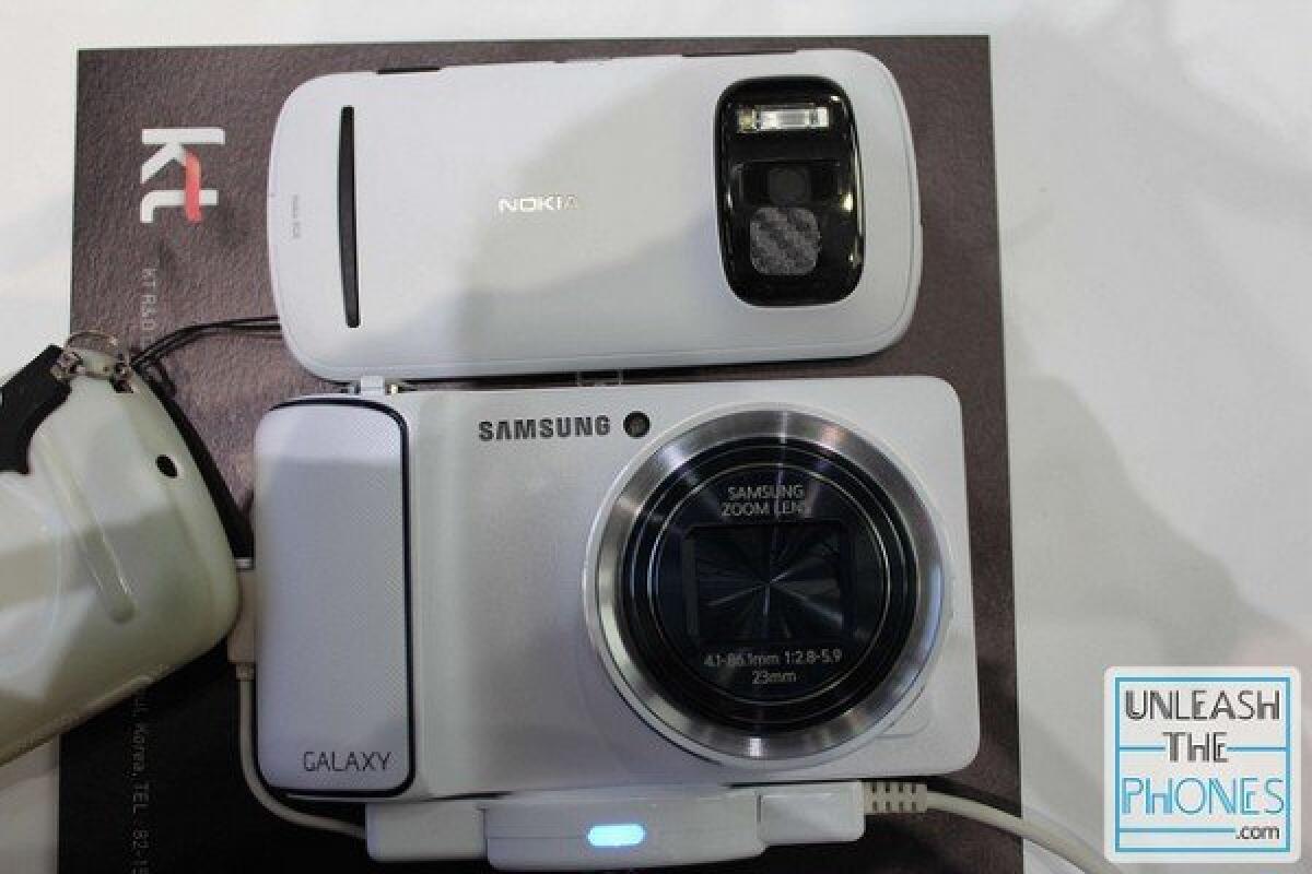 Confronto Foto tra Samsung Galaxy Camera e Nokia 808 PureView - 