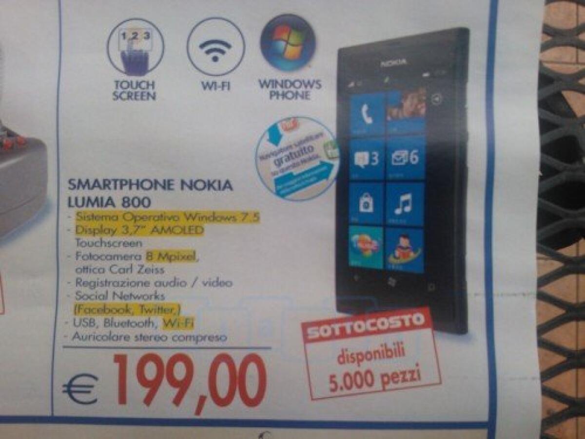 Sconti Natalizi: Nokia Lumia 800 in offerta a 199 €! - 