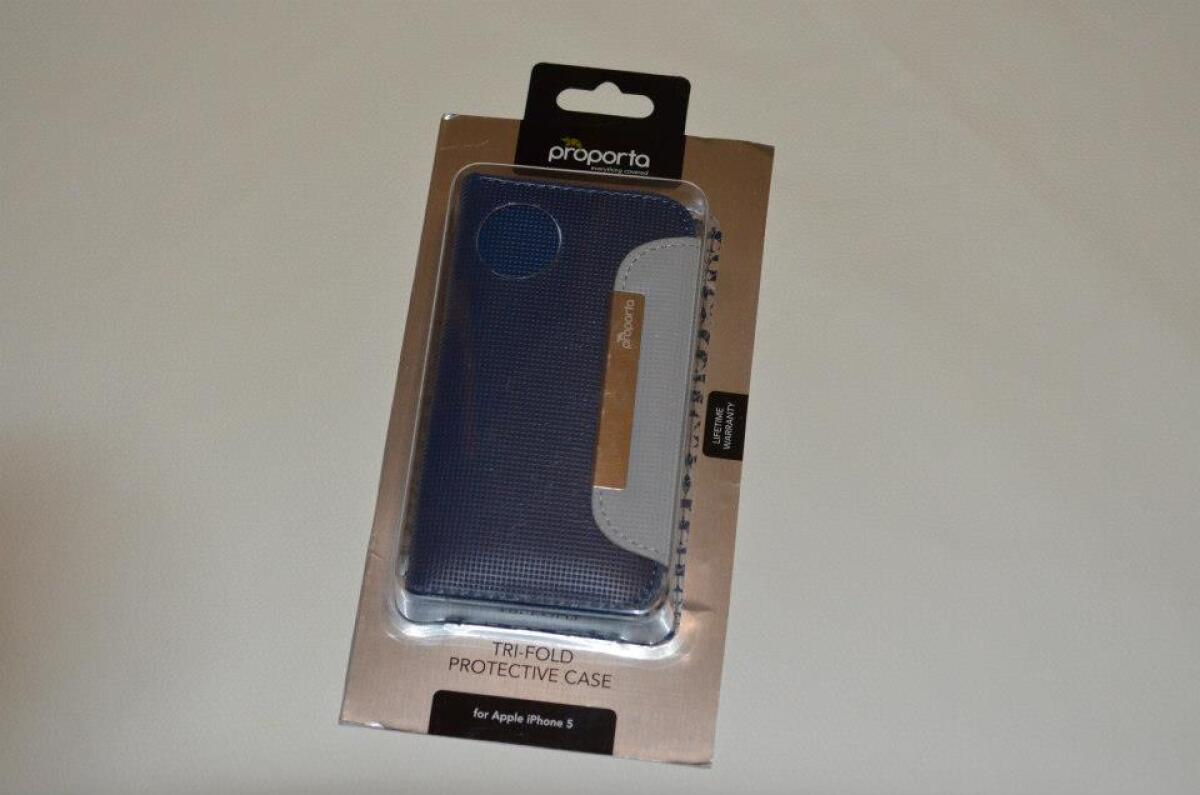 Cover e custodie per iPhone 5: recensione TRI-FOLD protective case by Proporta - 