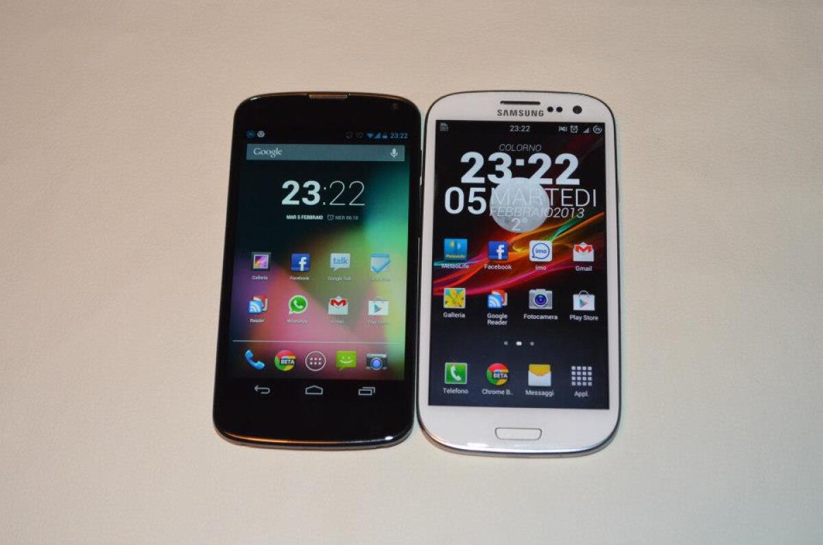 Confronto Video tra Samsung Galaxy S 3 e LG Nexus 4 - 