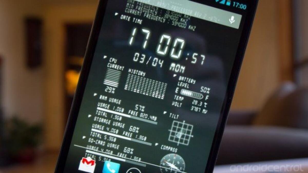 Device Info, un live wallpaper animato per Android con informazioni sul sistema - 