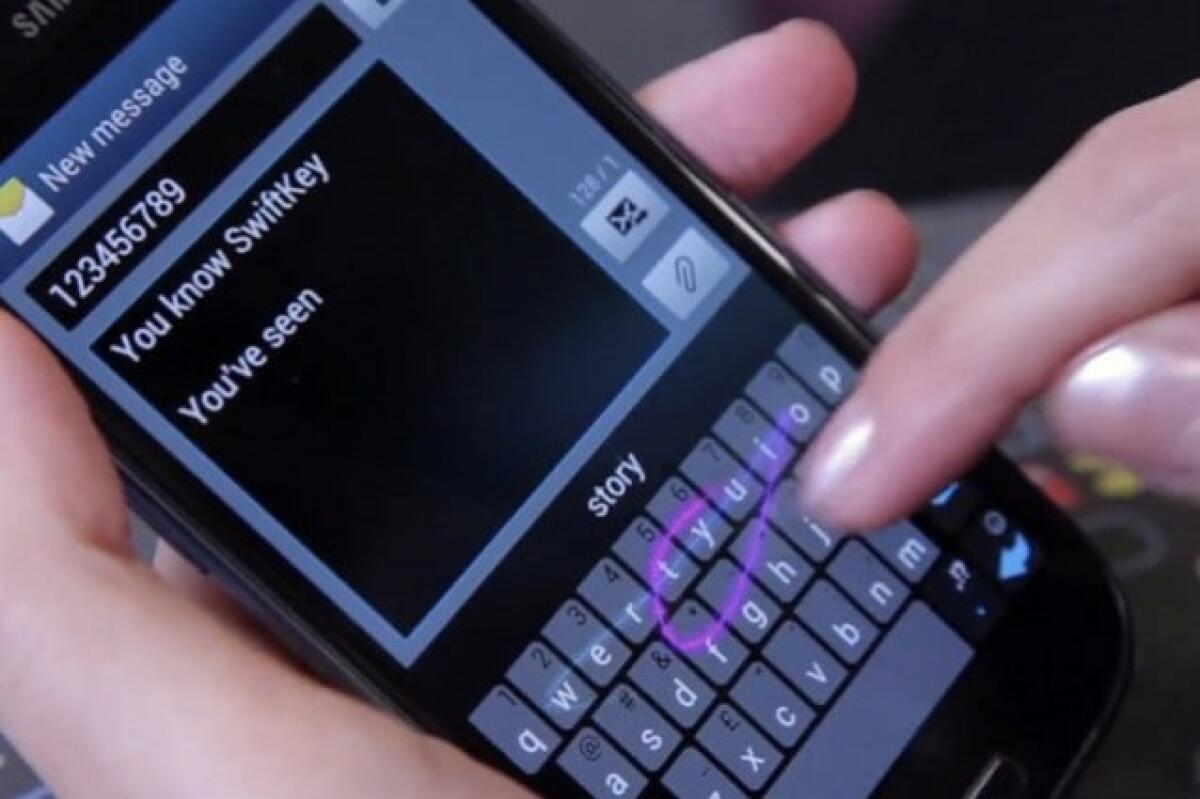 Samsung Galaxy S4 integra la tastiera SwiftKey e si usa coi guanti - 