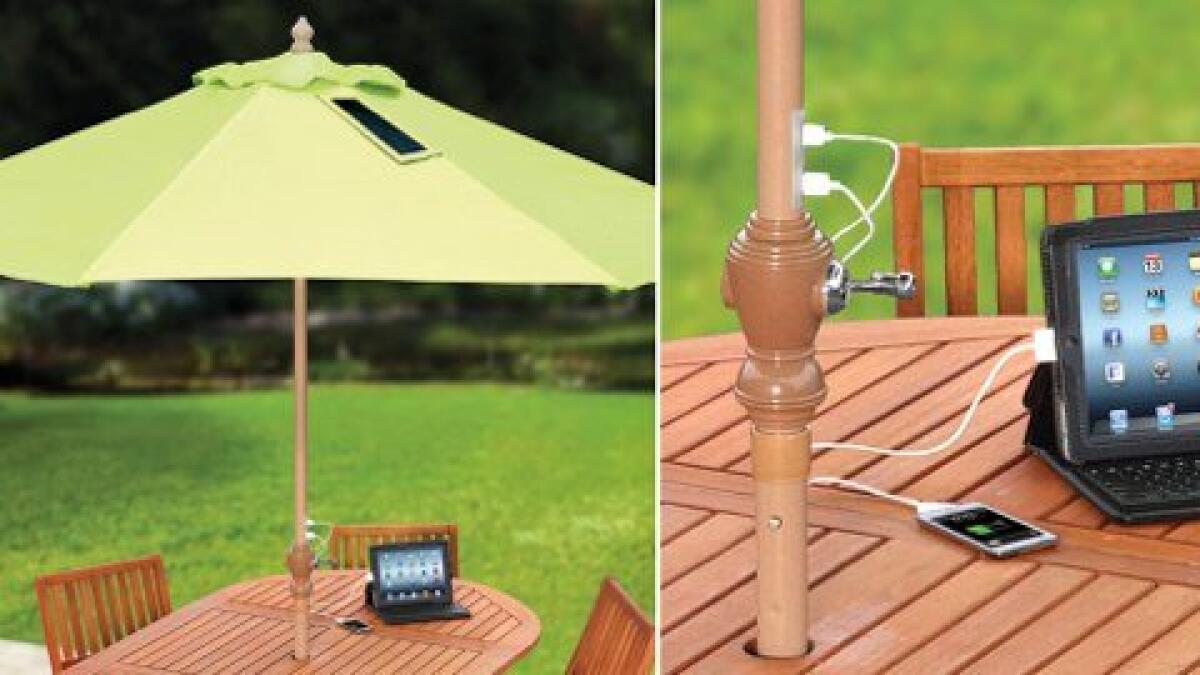Arriva l’ombrellone che ricarica l’iPhone e l’iPad - 