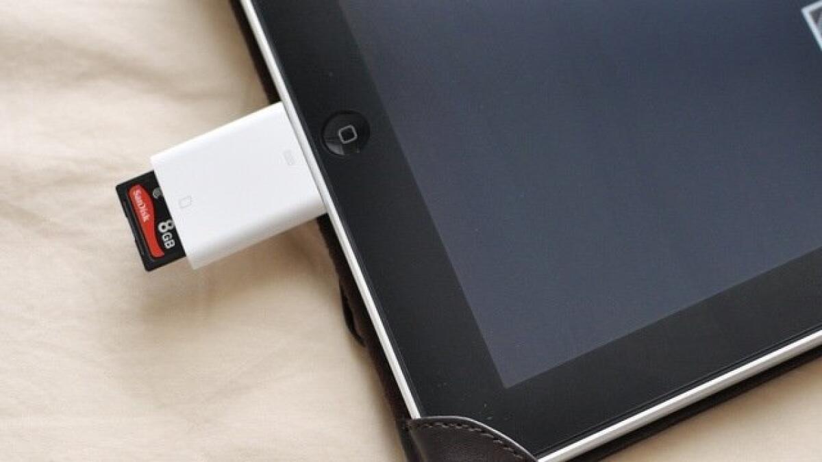 Guardare film e video su iPad, iPhone e iPod da chiavetta USB o scheda SD - 