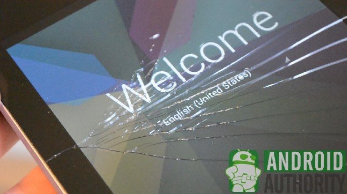 Cambiare, sostituire, smontare e riparare il vetro o display rotto su Nexus 7 - 