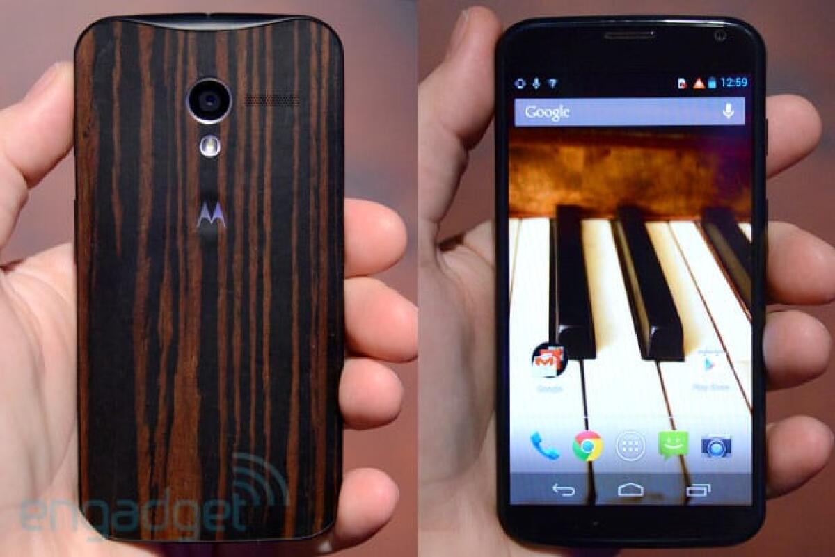 Motorola Moto X Ufficiale: Immagini, Caratteristiche Tecniche e Video e Download Sfondi Ufficiali - 