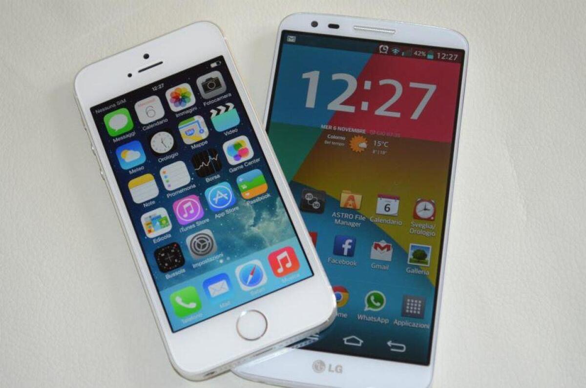 iPhone 5S vs LG G2: il confronto video di YourLifeUpdated - 