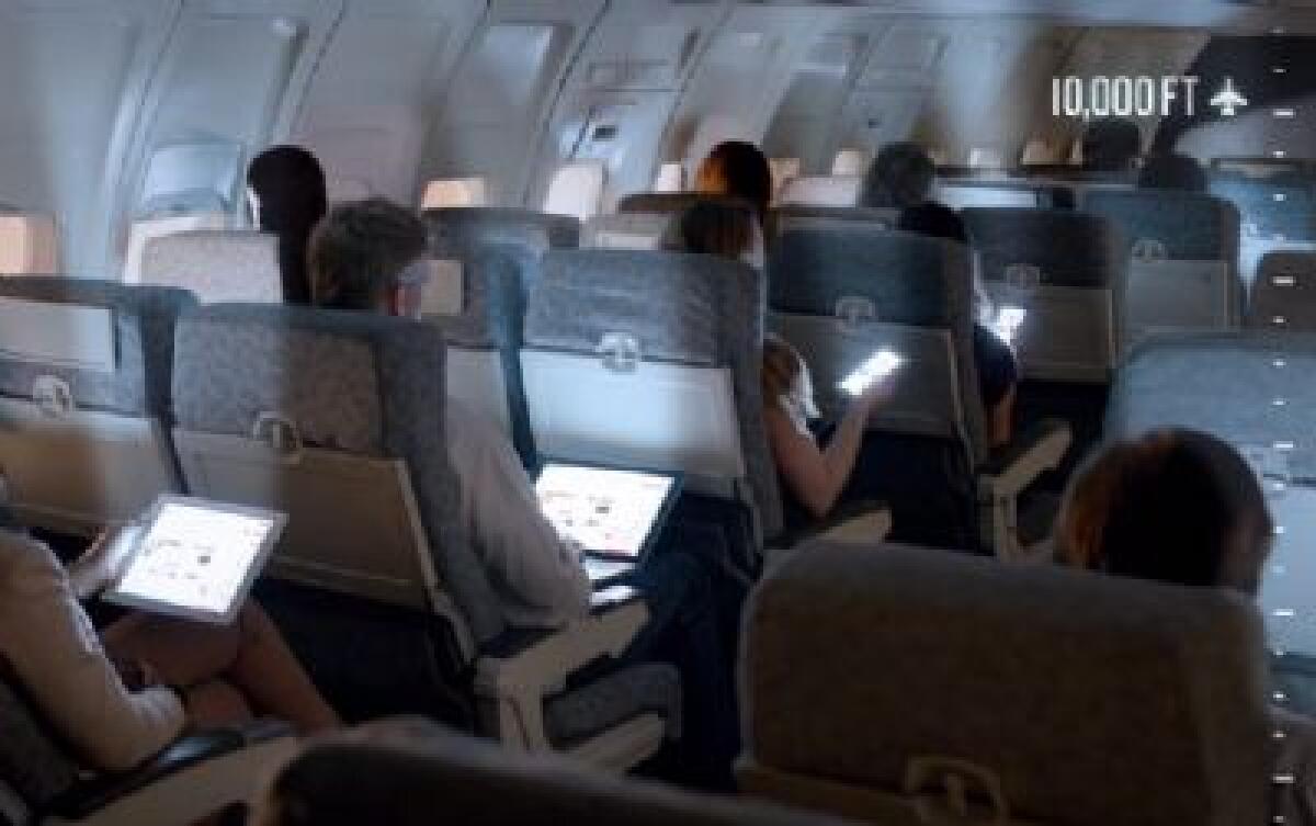 EASA conferma: via libera all'uso di dispositivi elettronici in tutte le fasi del volo - 