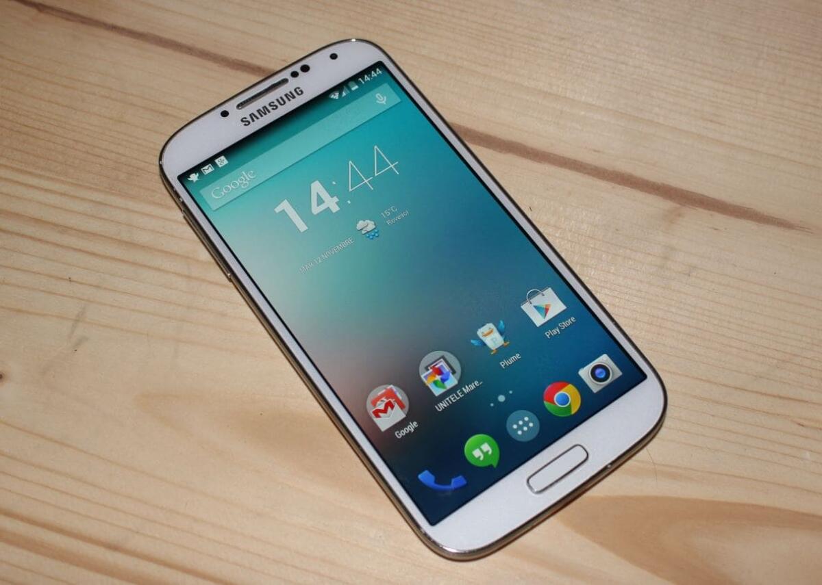 Android 4.4 KitKat disponibile per Samsung Galaxy S4 grazie a CyanogenMod 11 - 