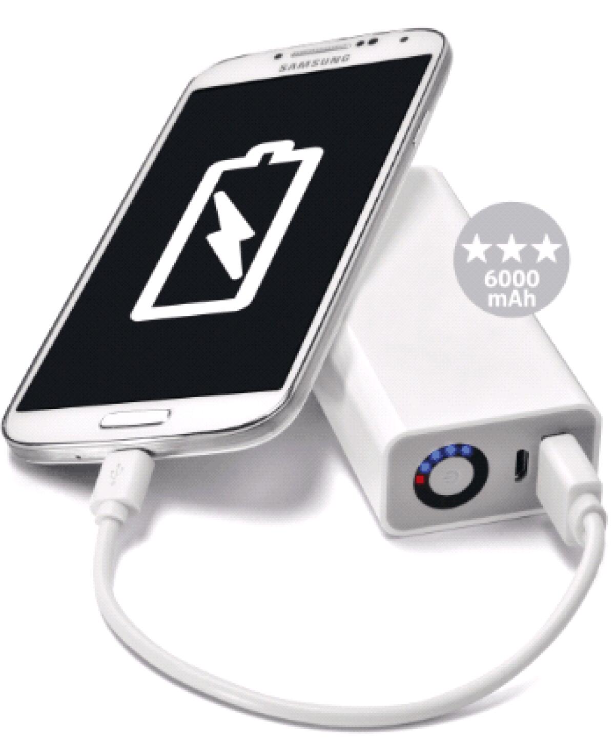 CellularLine presenta USB Pocket Charger Ultra: batteria esterna fino a 6000 mAh per smartphone e tablet - 