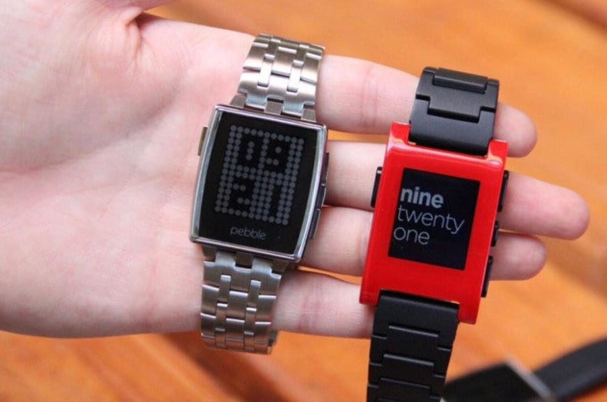 Ecco la versione in metallo del Pebble: Nuova versione con cinturino e scocca in acciaio - 