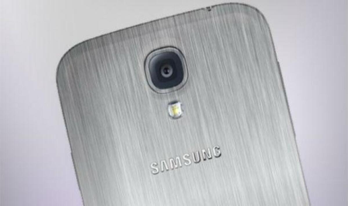 Samsung Galaxy F: sarà semplicemente un Galaxy S4 in metallo? - 