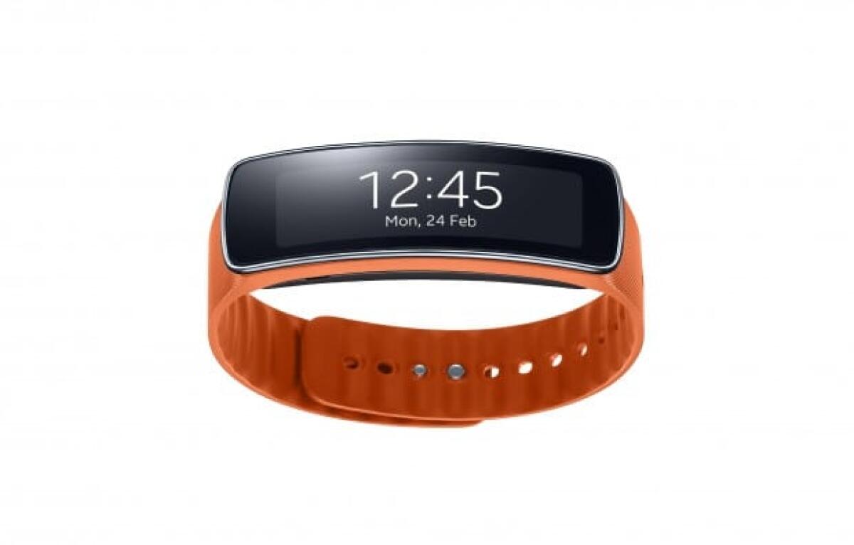 Samsung Gear Fit: ecco il braccialetto di Samsung dedicato al fitness | MWC 2014 - 