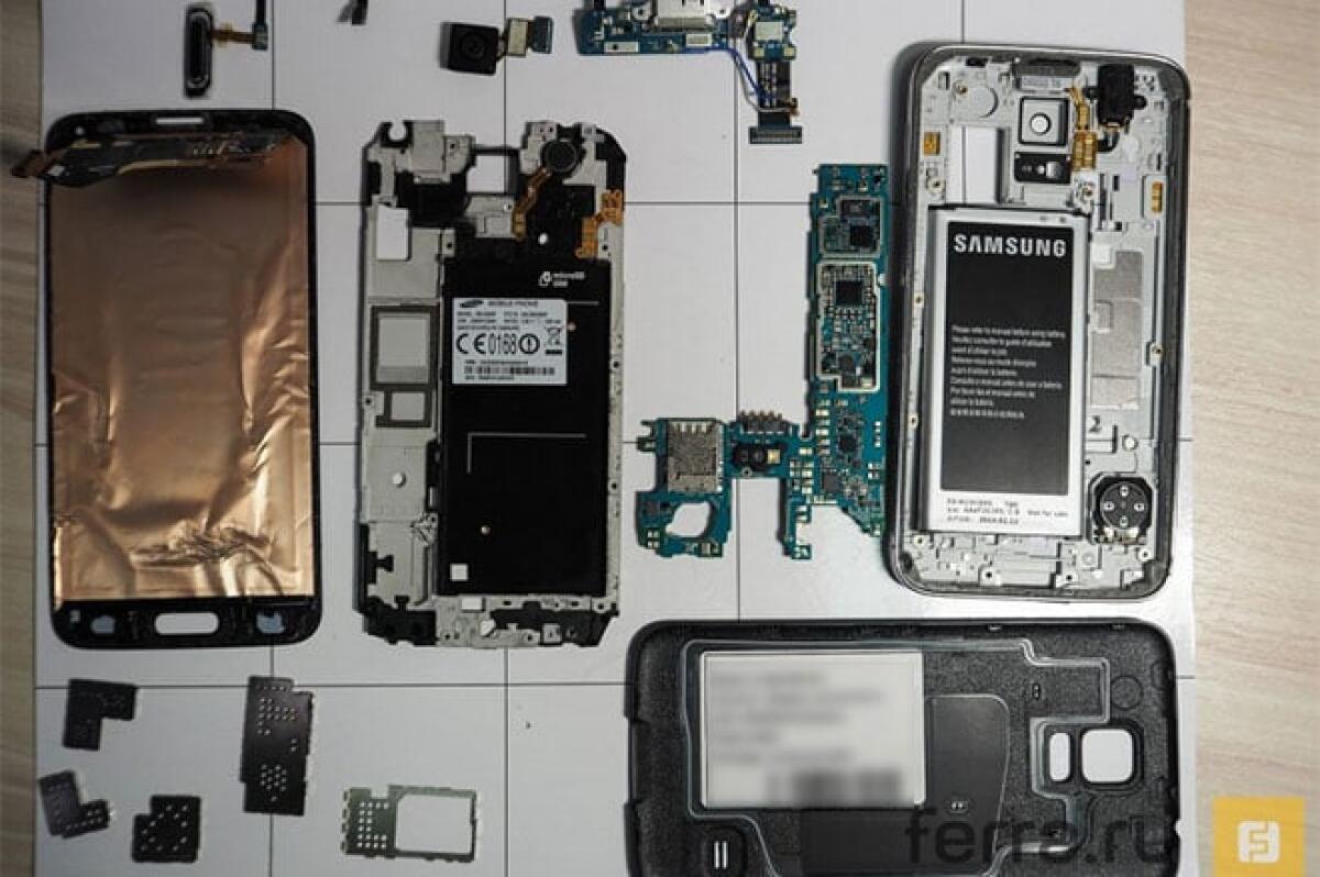 Il Galaxy S5 messo a nudo: Difficile da riparare, un'ora solo per sostituire il display - 