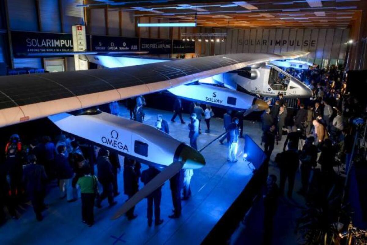 Solar Impulse: Ecco il primo velivolo alimentato da celle solari e nel 2015 proverà a fare il giro del mondo - 
