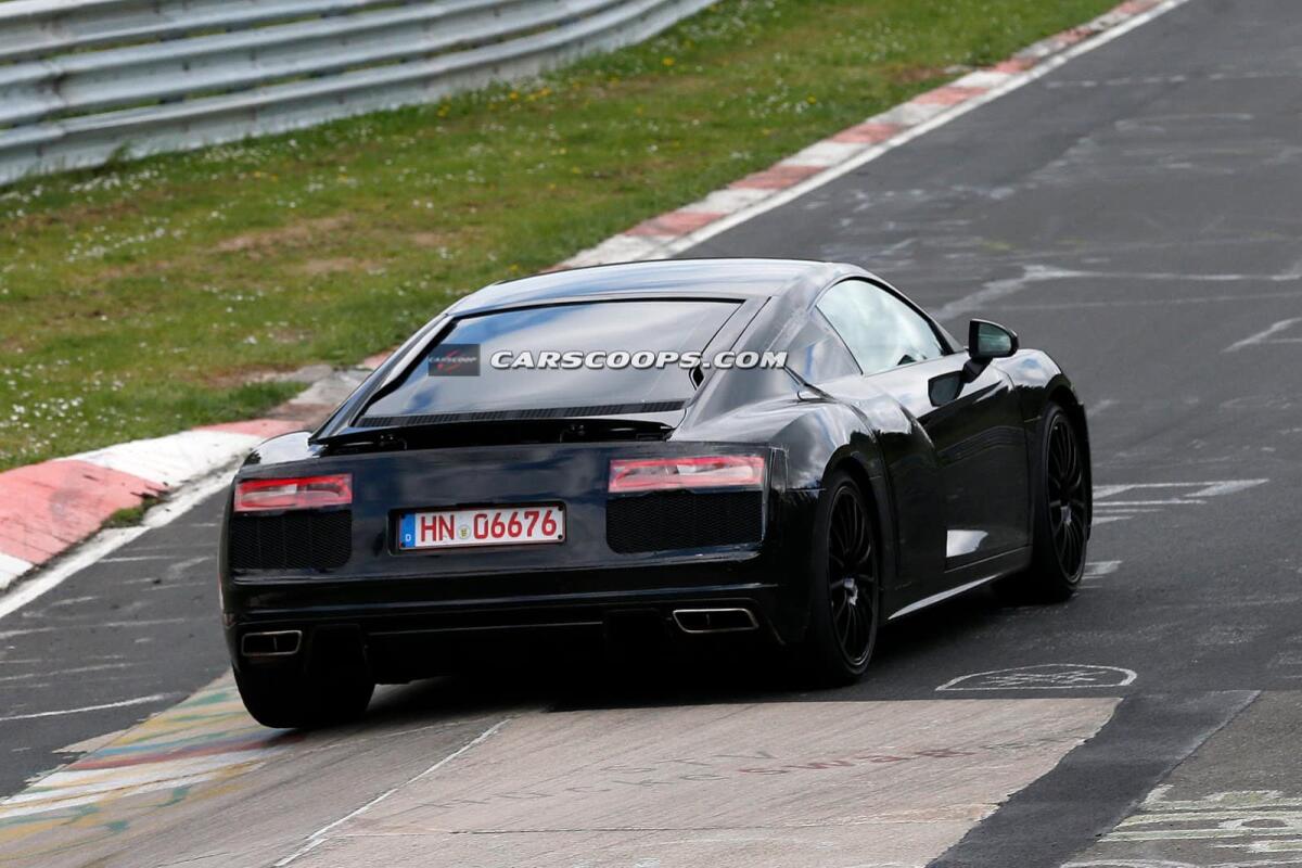 Nuova Audi R8: Beccata senza veli al Ring! - 