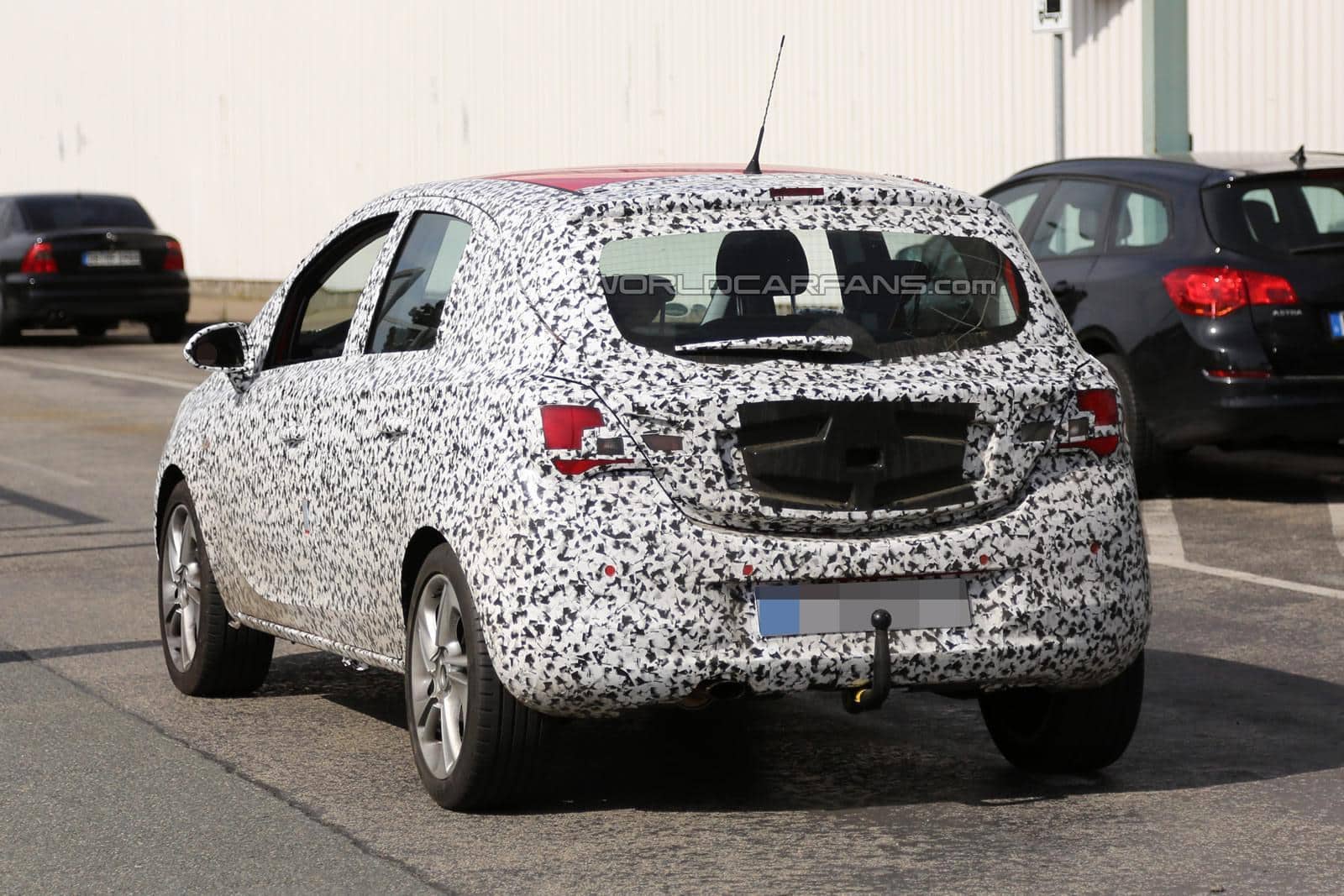 Galleria 1 del post: [Spy Foto] New Opel Corsa 2015: Eccola circolare su strada!