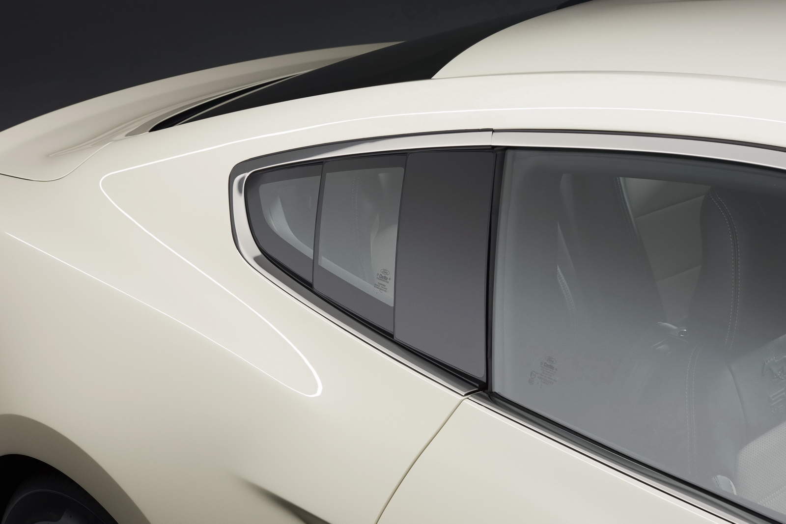 Galleria 1 del post: Ford Mustang 50th Anniversary: Solo in 1964 esemplari