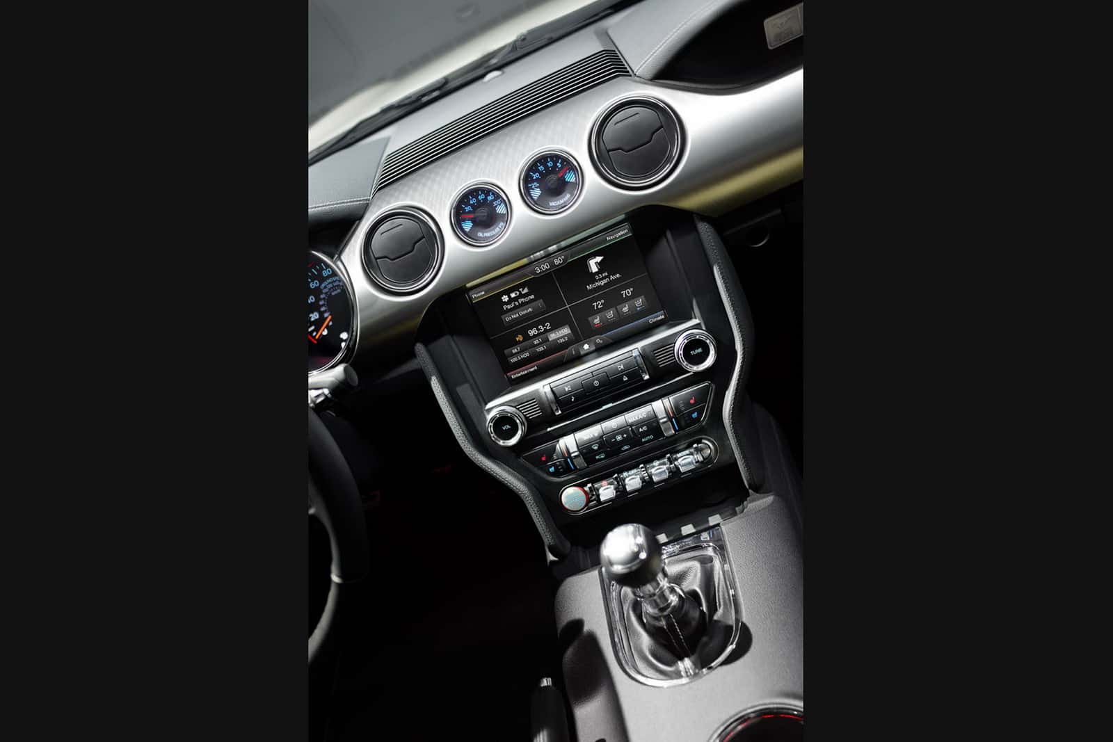 Galleria 1 del post: Ford Mustang 50th Anniversary: Solo in 1964 esemplari