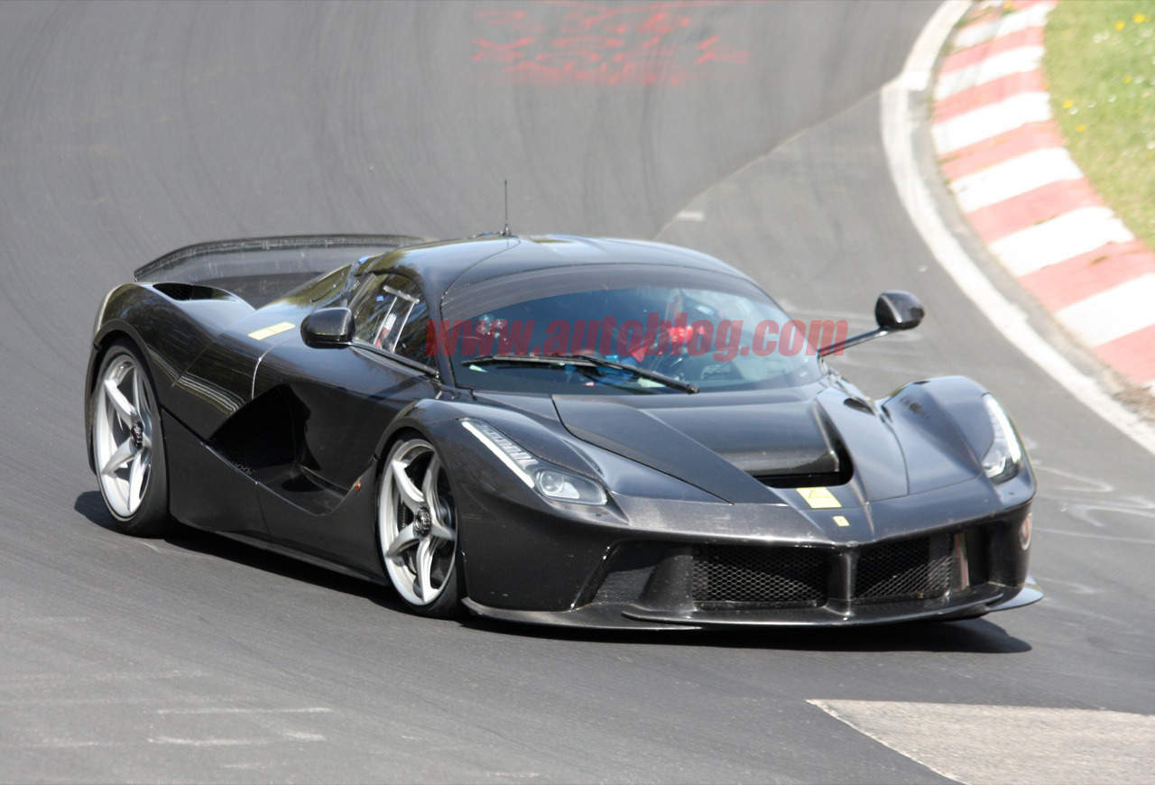 Galleria 1 del post: [Spy Foto] Ferrari LaFerrari XX: Gira al Ring in 6:35!