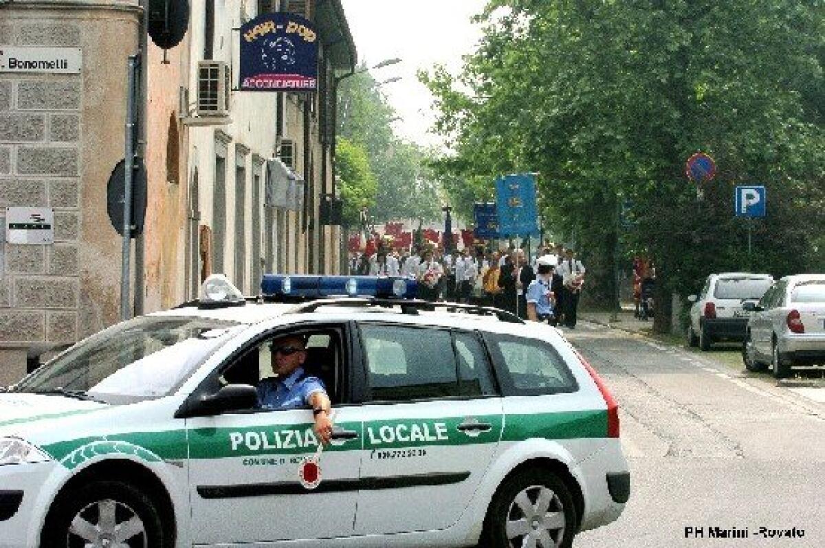 Offerte di Lavoro: Concorso per 4 Agenti di Polizia Locale, Salerno. Ecco come Candidarvi! - 