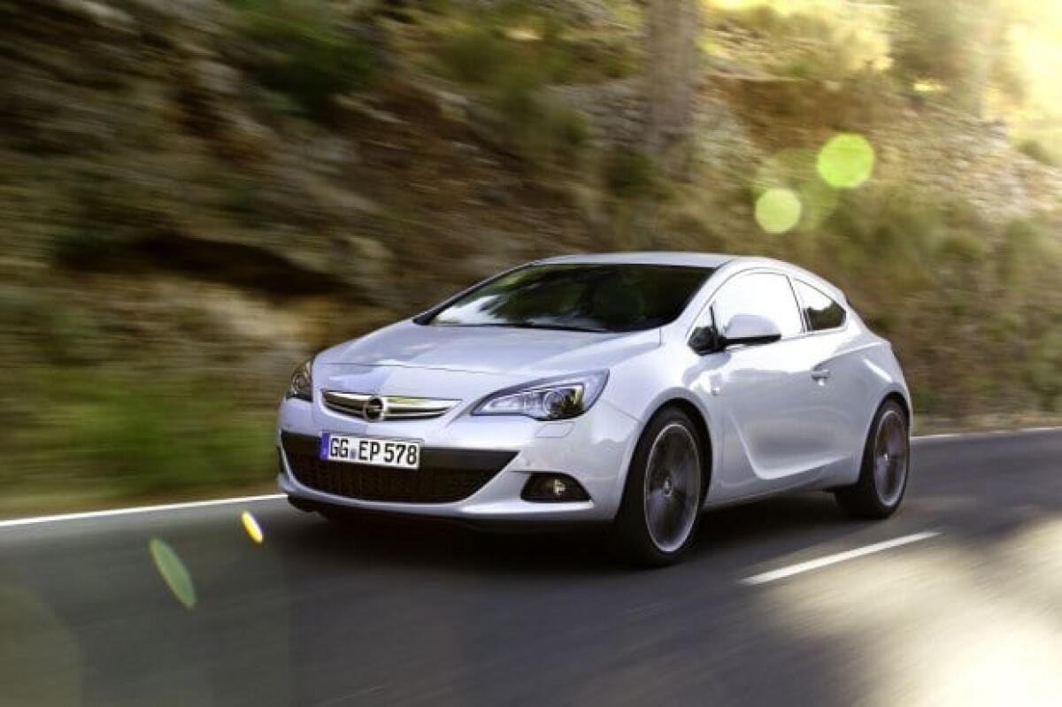 Opel Astra GTC: Ora disponibile anche 1.6 CDTI da 136 CV - 
